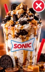 Vanilla shake with peanut butter Oreo and caramel